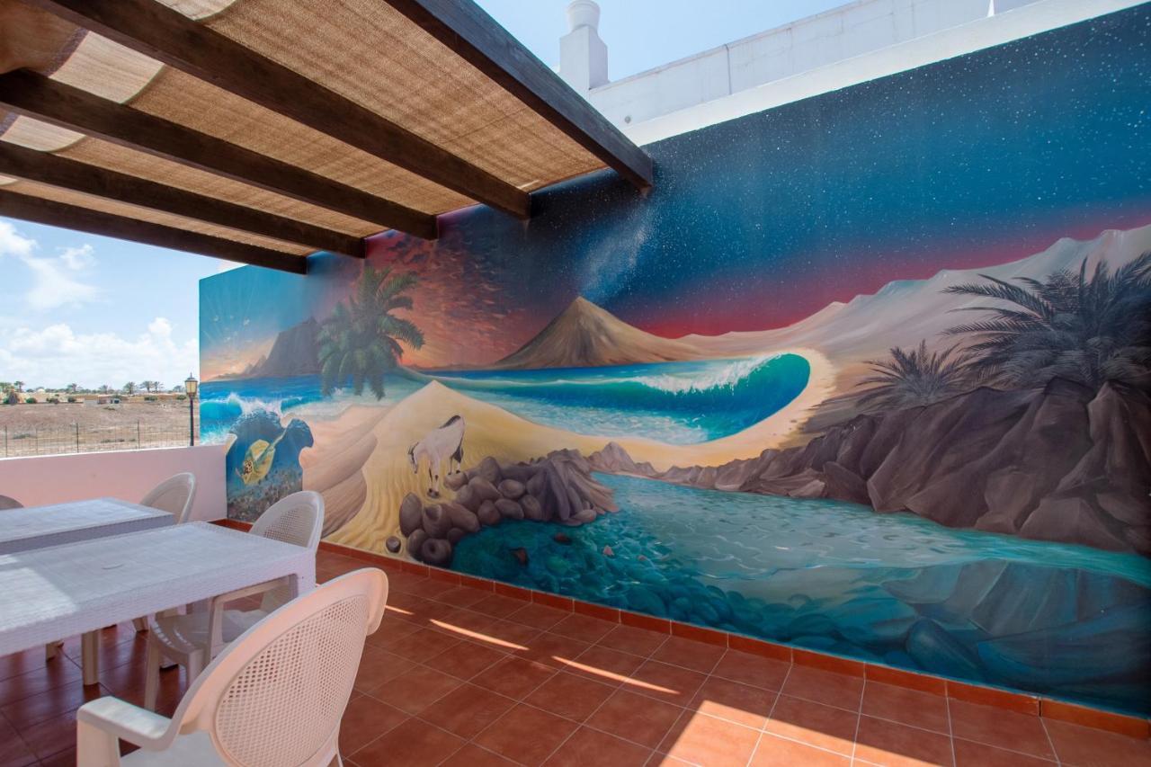 Surf Riders Fuerteventura (Adults Only) Hotel Corralejo Exterior photo