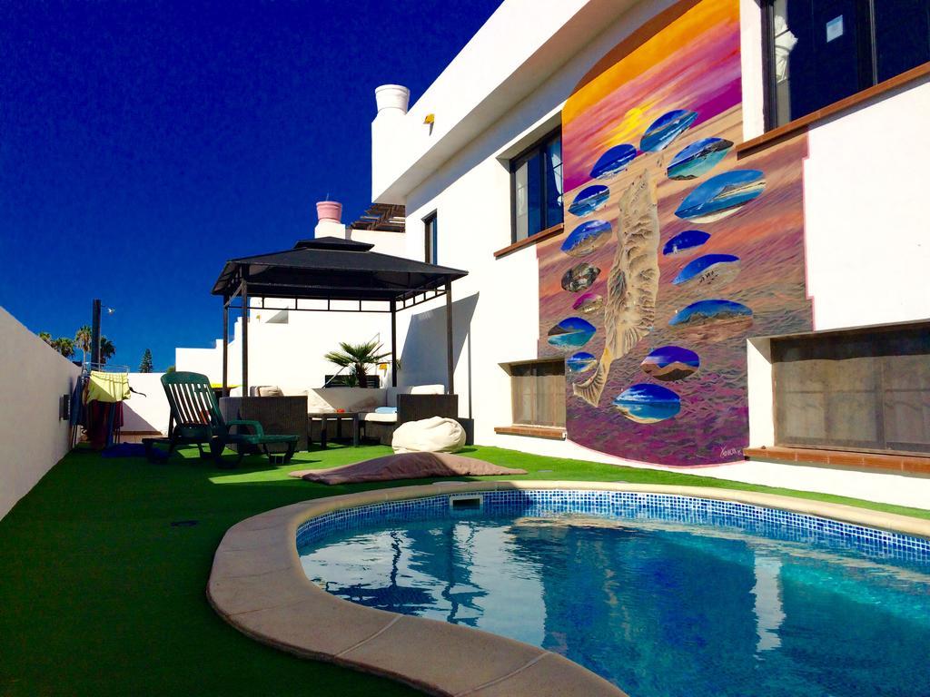 Surf Riders Fuerteventura (Adults Only) Hotel Corralejo Exterior photo