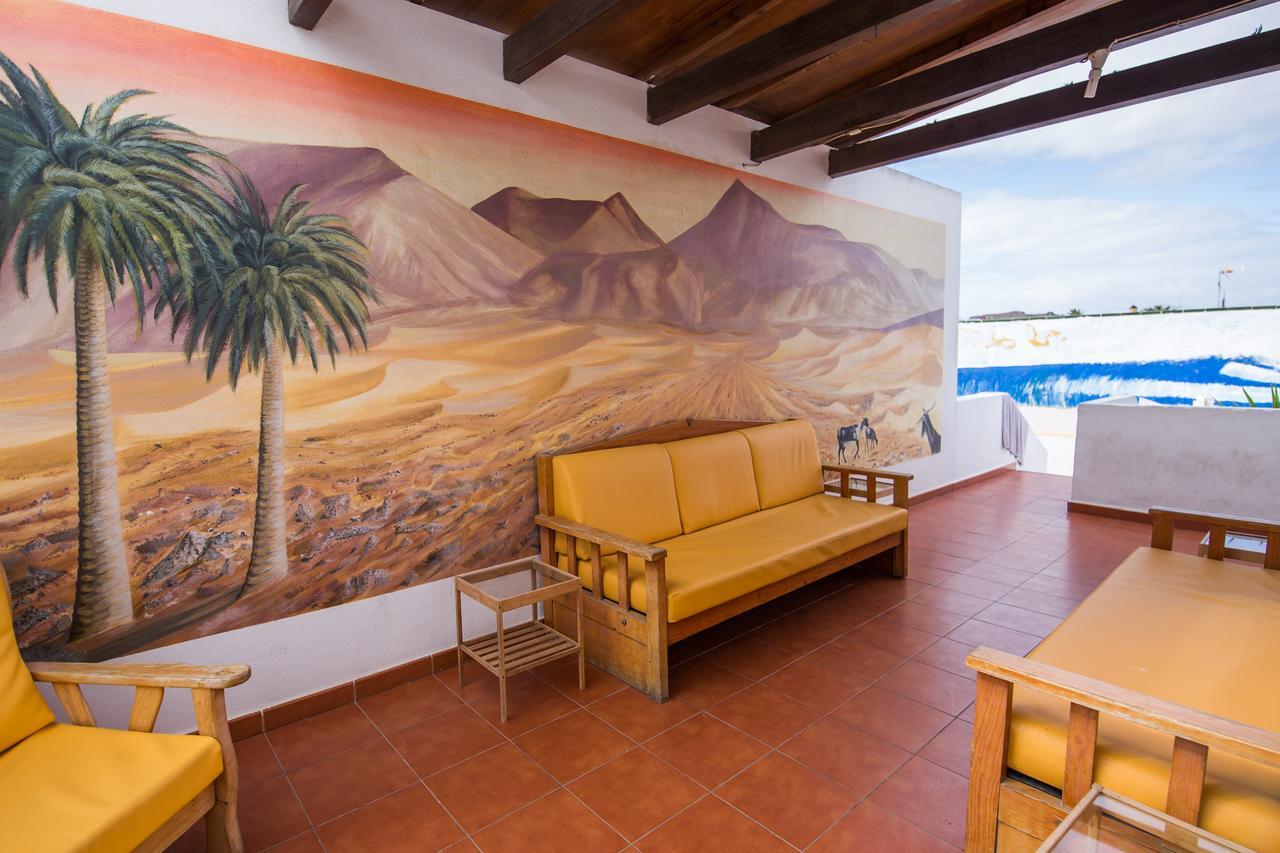 Surf Riders Fuerteventura (Adults Only) Hotel Corralejo Exterior photo